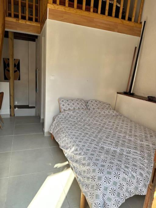 Appartement A 25 Min De La Plage Tourbes Экстерьер фото
